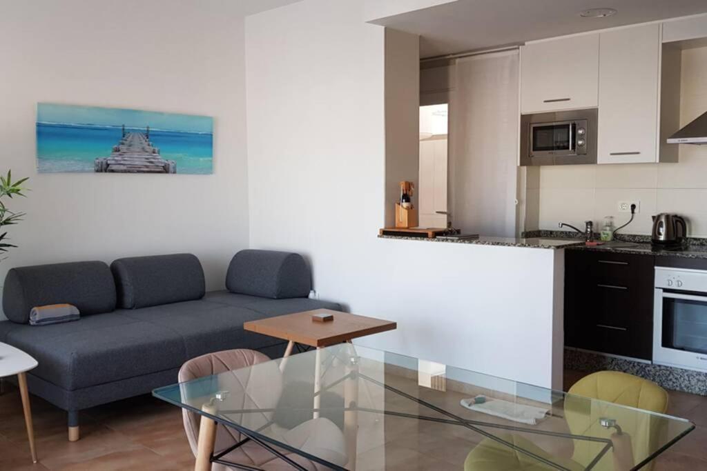 2 Bedroom Apartment, 150 M. From Beach And Centre Of Villaricos Kültér fotó