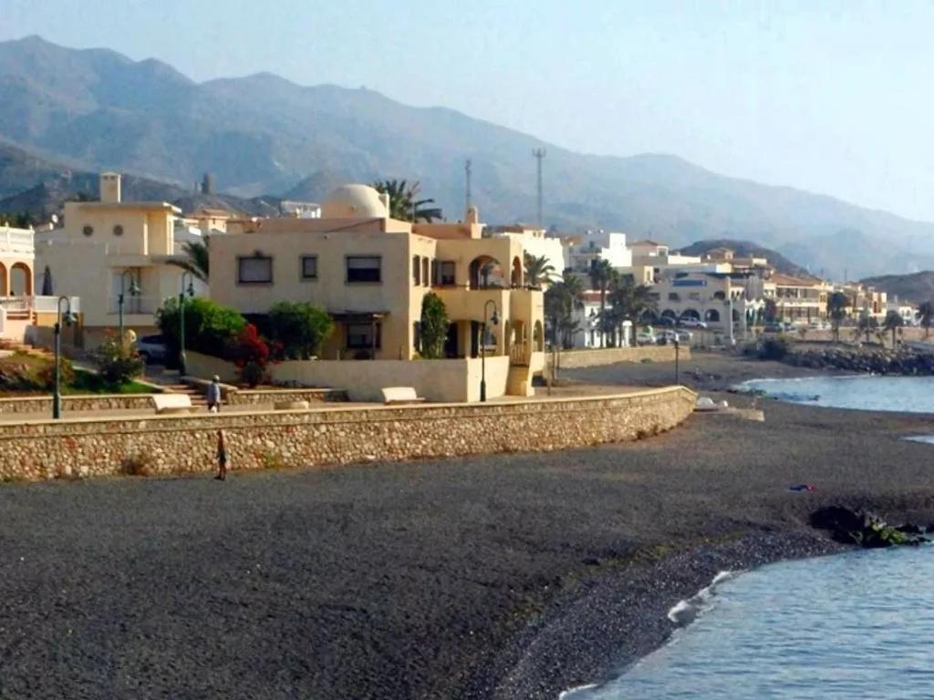 2 Bedroom Apartment, 150 M. From Beach And Centre Of Villaricos Kültér fotó